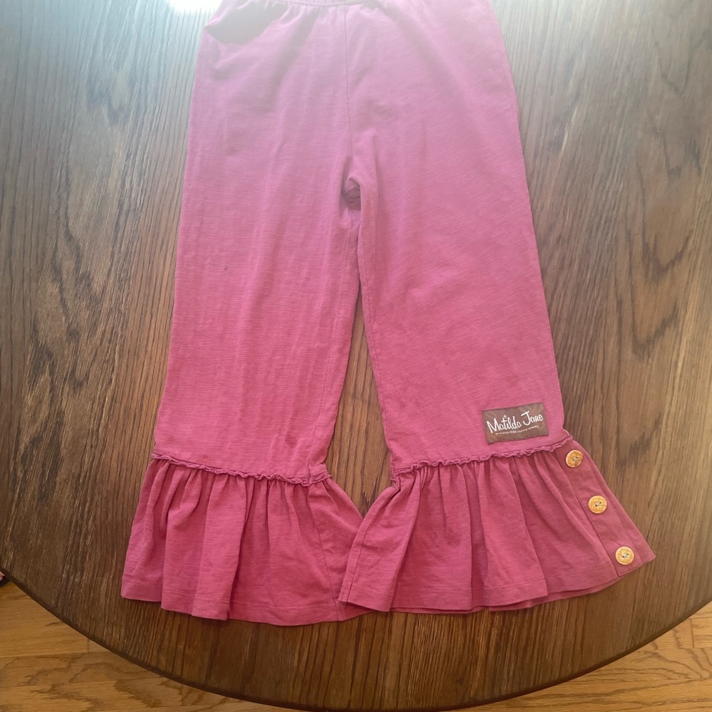 Ruffle pants